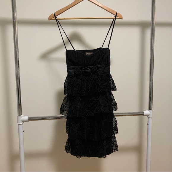 Omen’s Size 6 LBD Little Back Dress - Picture 2 of 5